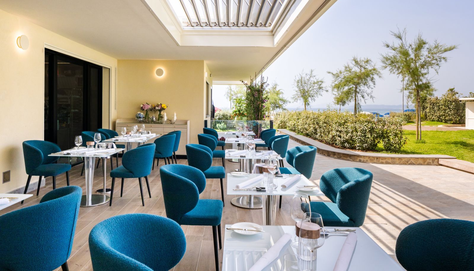 Restaurant - Cala Beach Resort