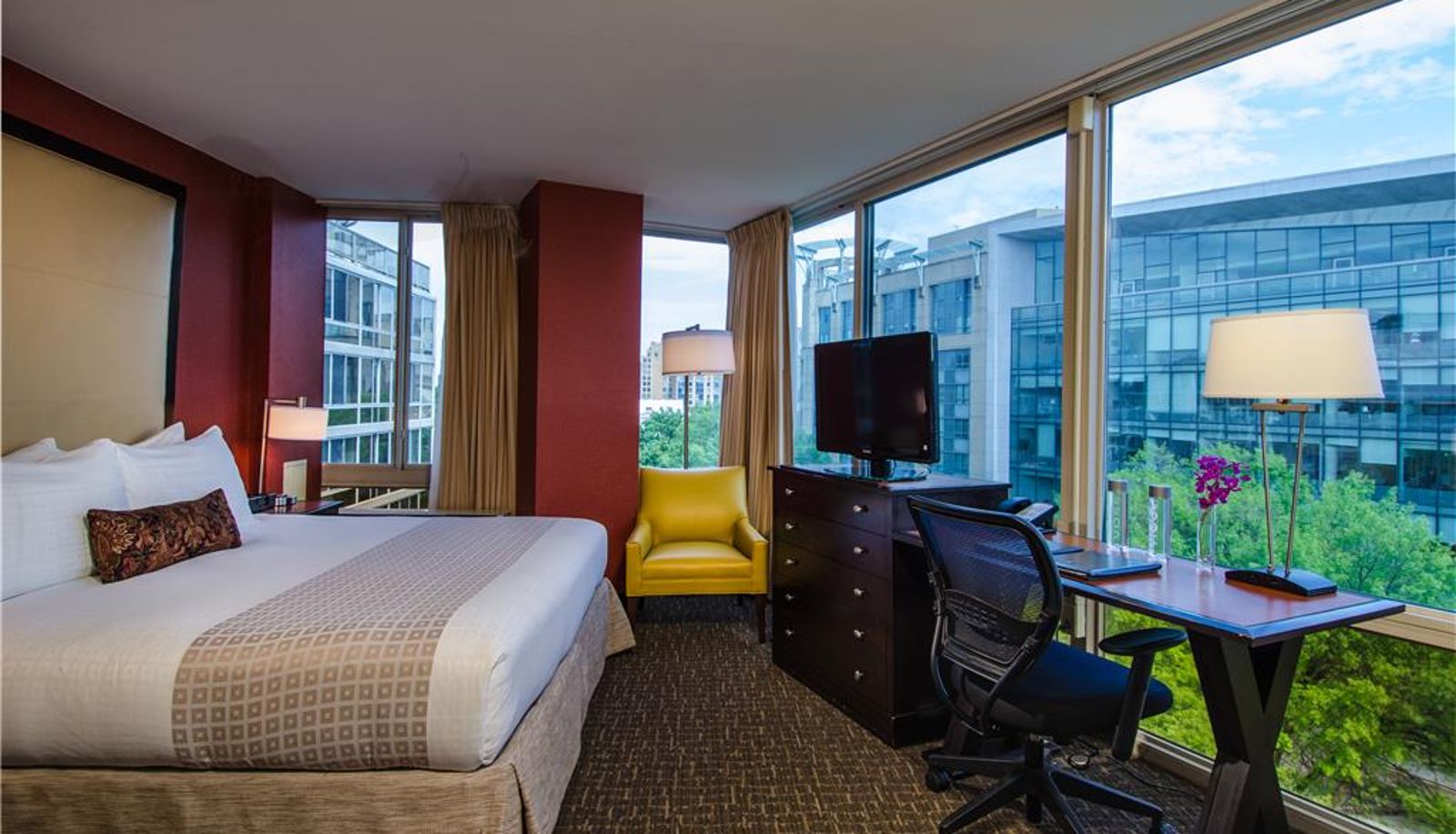 Kamer - Beacon Hotel and Corporate Quarters
