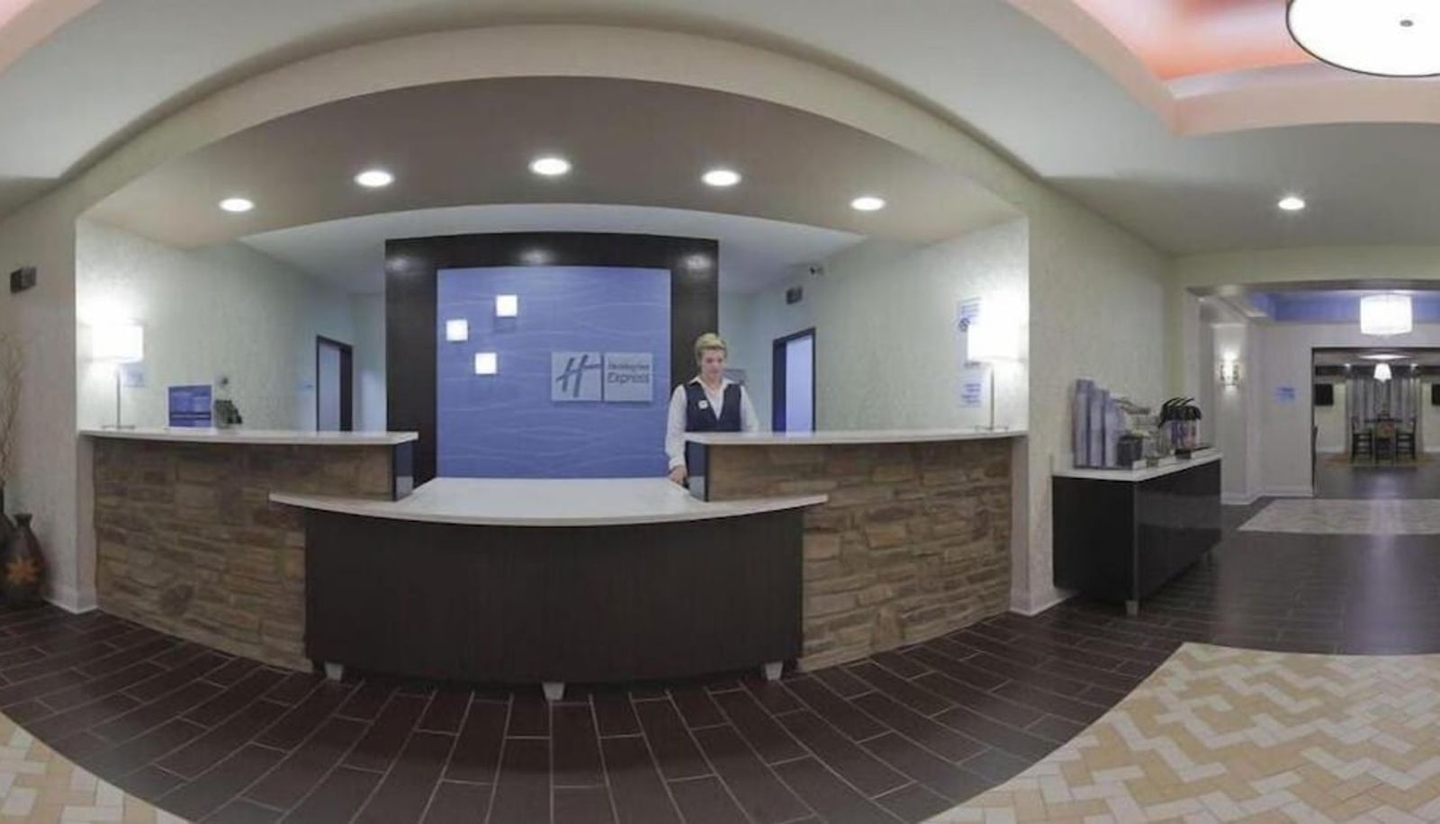 Rezeption - Holiday Inn Express & Suites FULTON by IHG