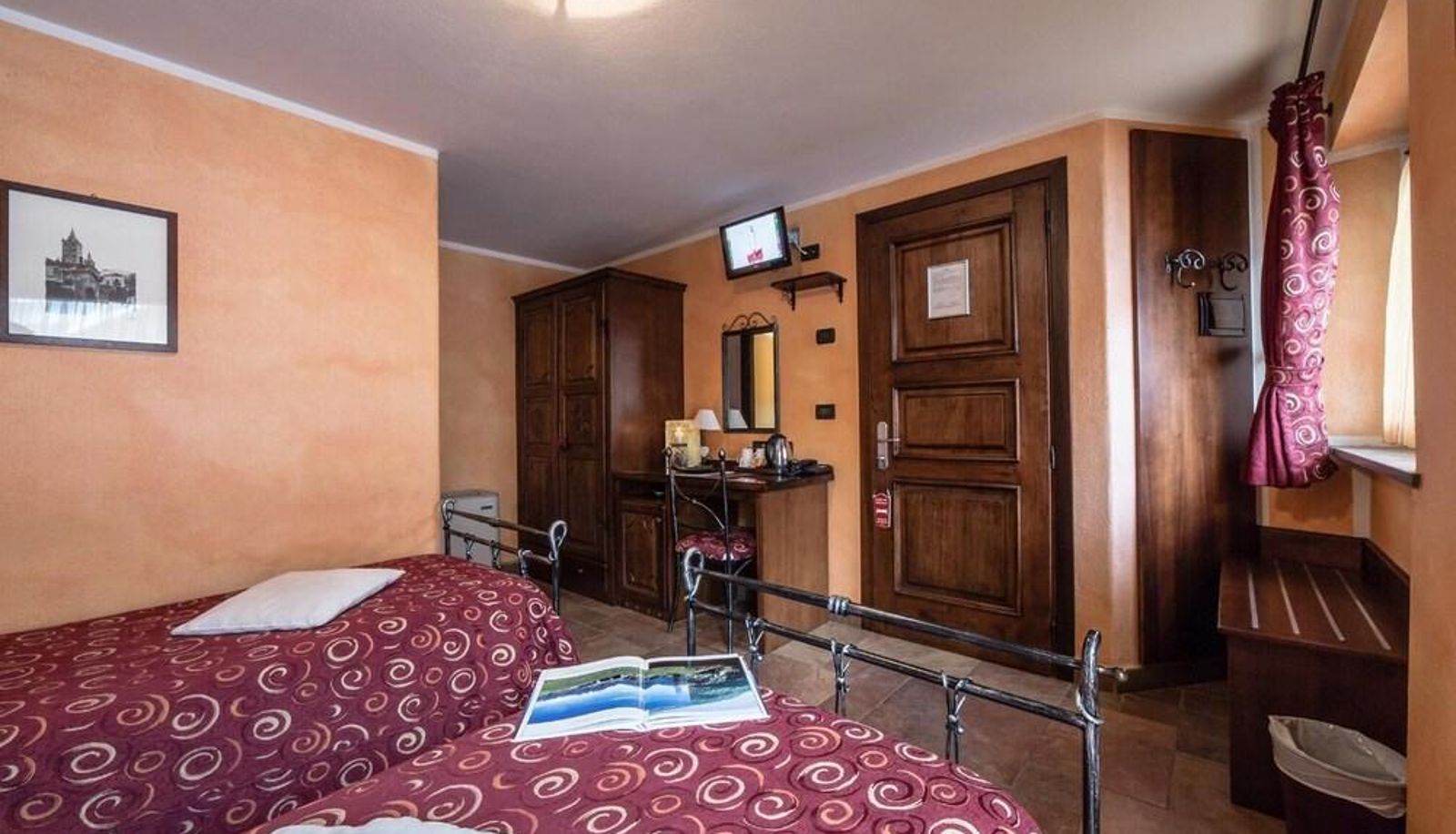 Standardzimmer - Lo Teisson Bed and Breakfast