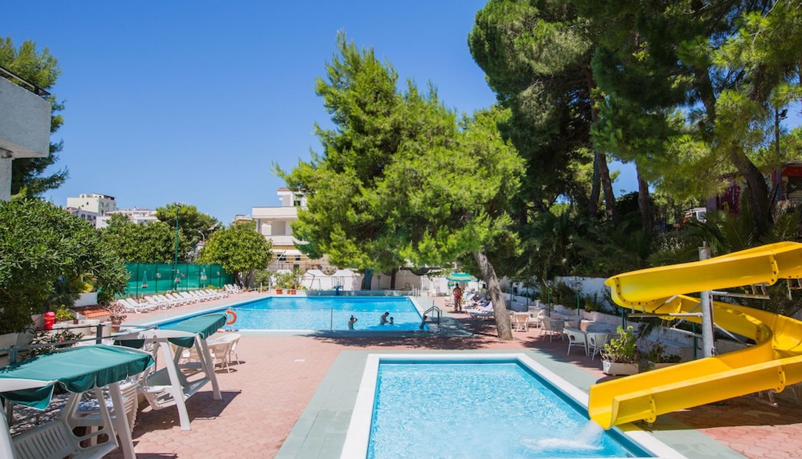 Pool - Hotel Mediterraneo