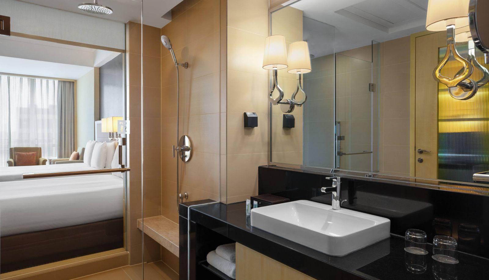 Zimmer - Courtyard by Marriott Shanghai Central