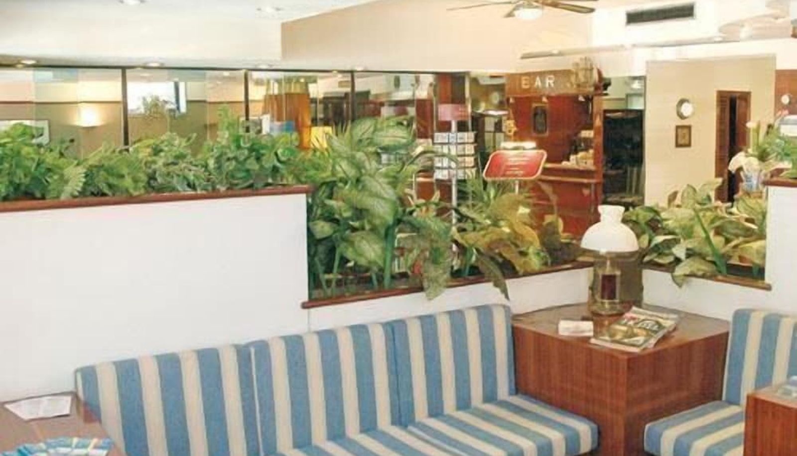 Salón - Hotel Crystal & Residence