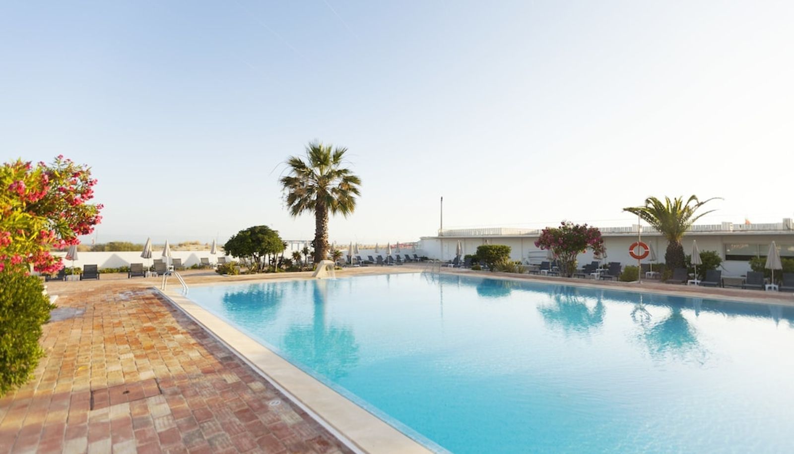 Pool - Vasco da Gama Hotel