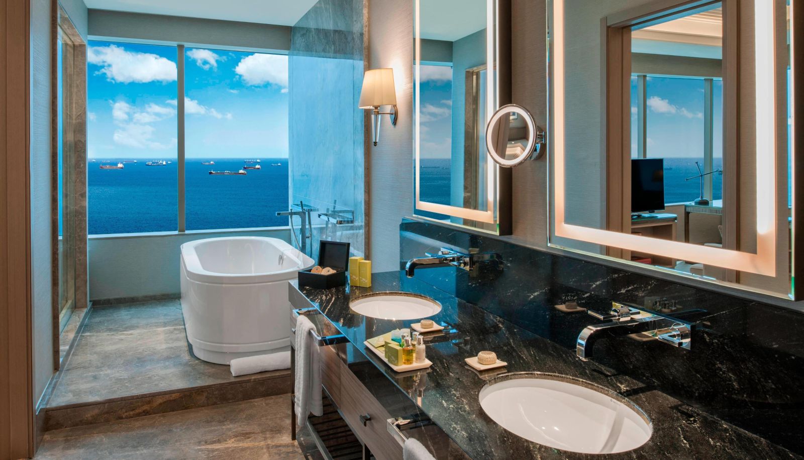 Room - Renaissance Polat Istanbul Hotel