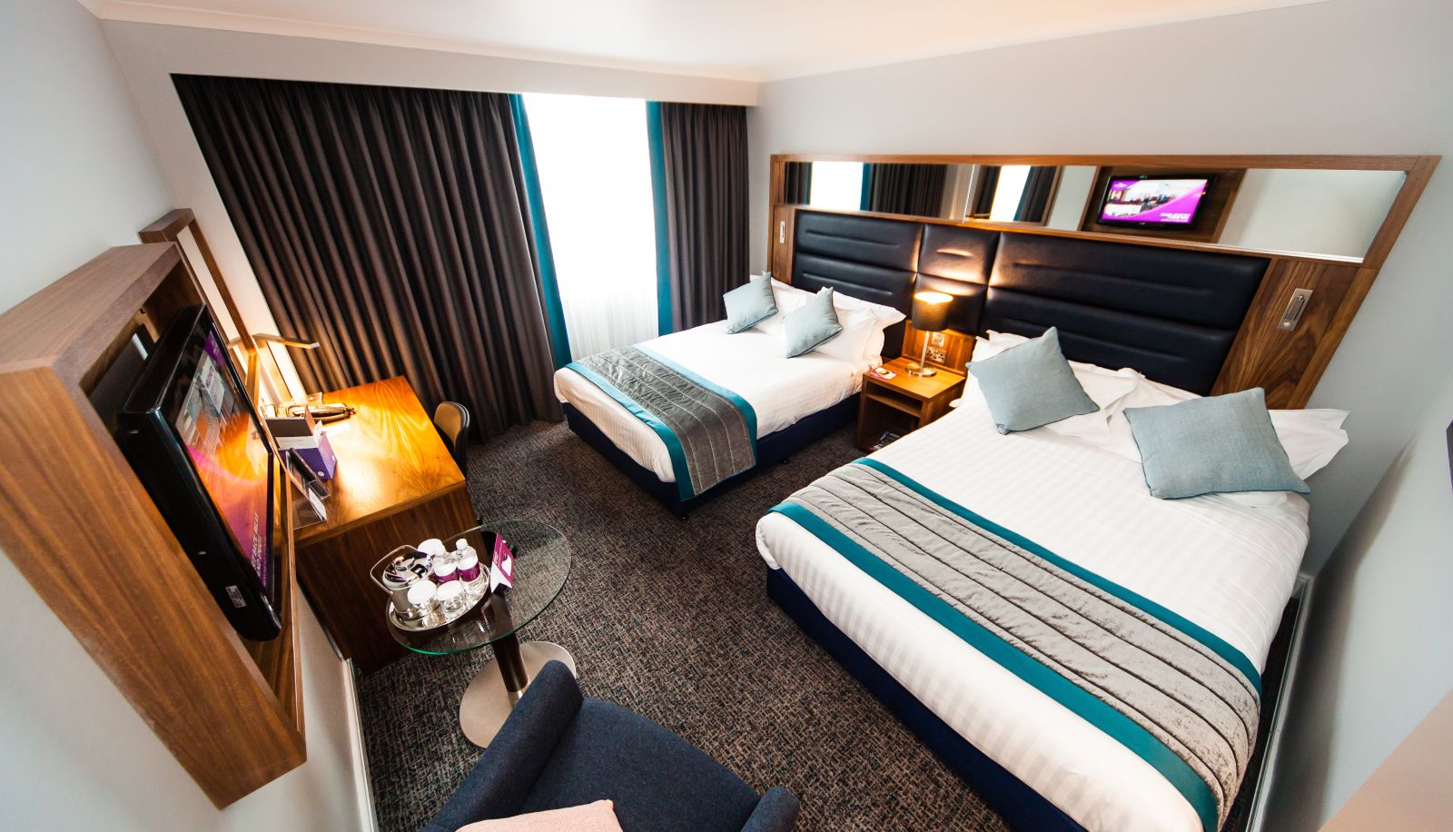 Room - Crowne Plaza LEEDS by IHG