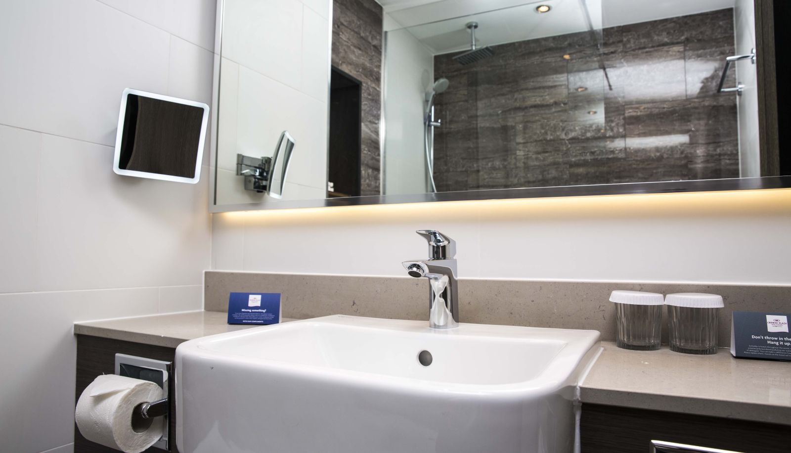Zimmer - Crowne Plaza BASINGSTOKE by IHG
