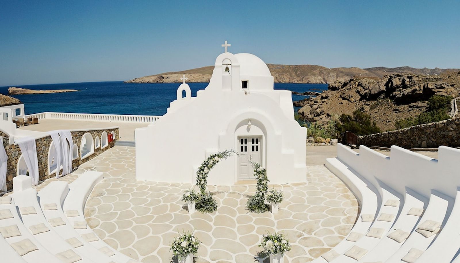 Veranstaltungen - A Resort to Live Mykonos Lolita