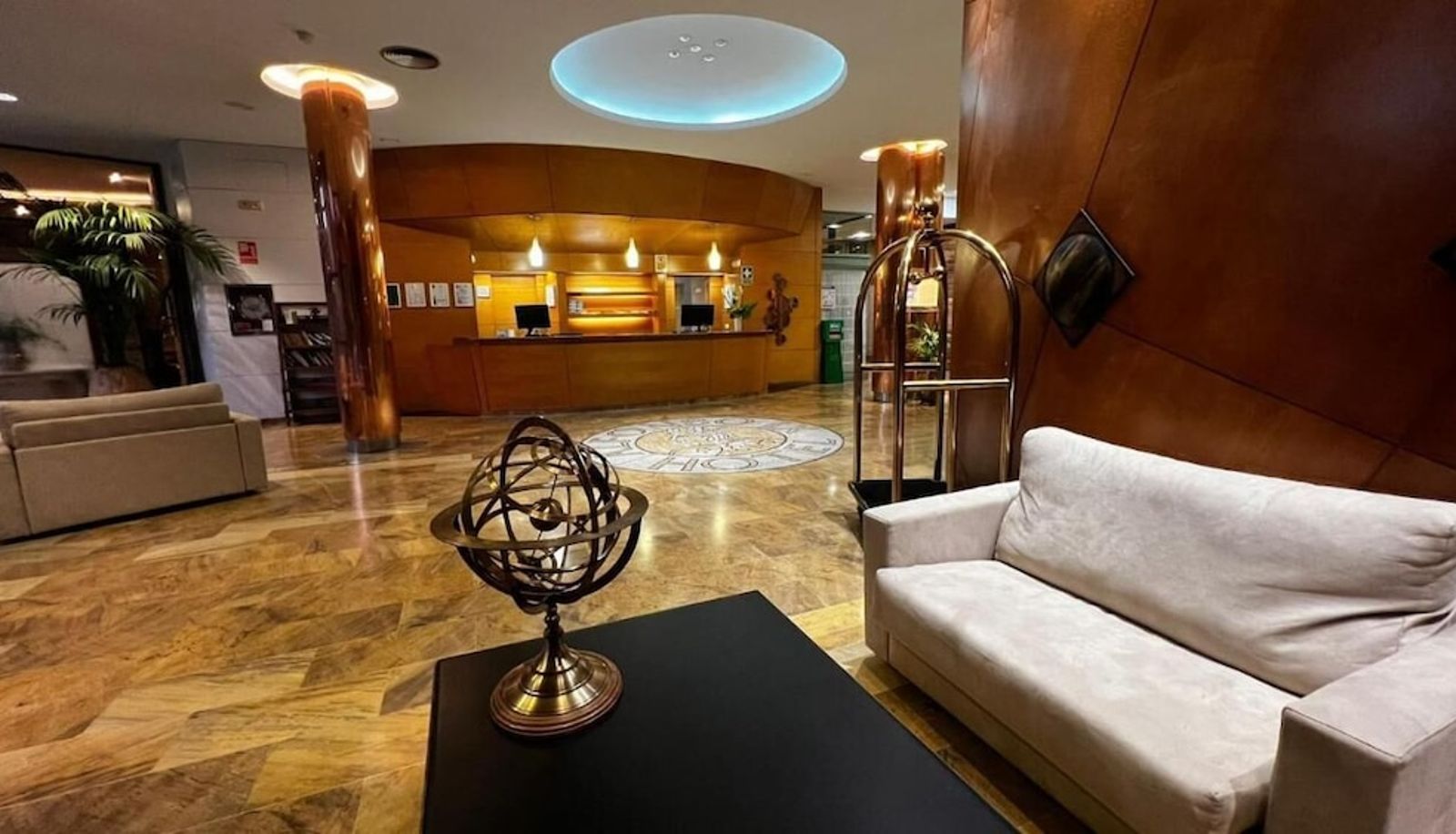 Réception - Hotel Alfonso IX