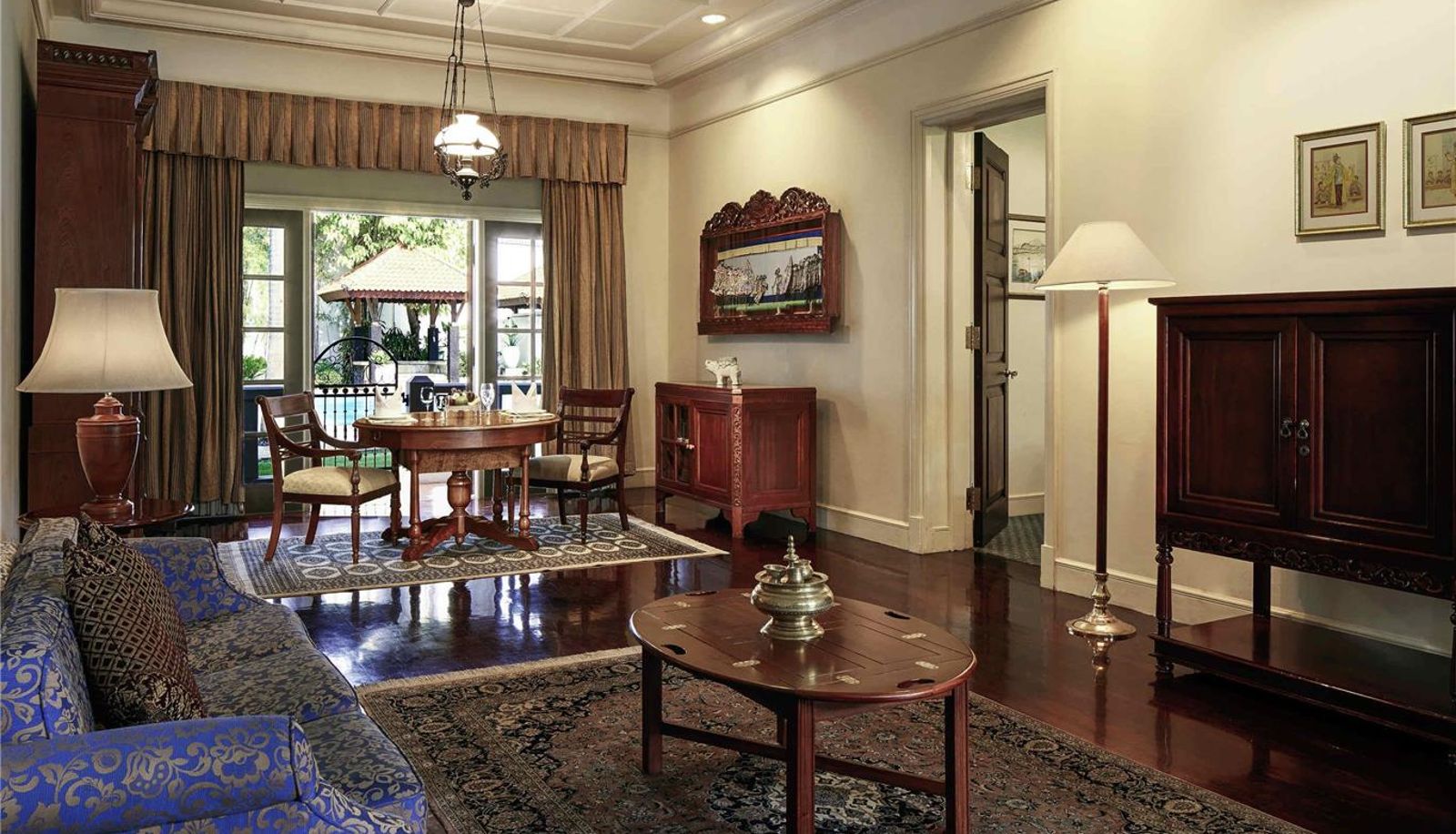 Zimmer - Majapahit Hotel Surabaya - MGallery Collection