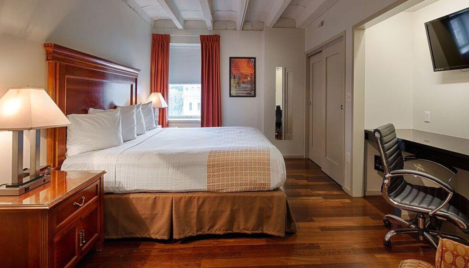Habitación - Grand Eastonian Hotel & Suites