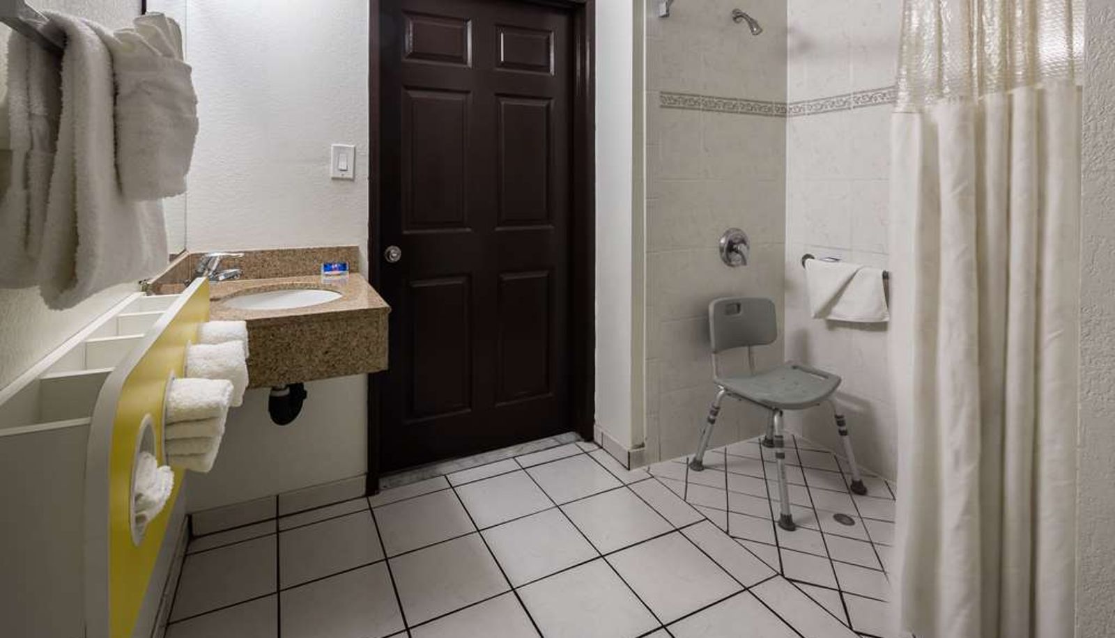 Habitación cuádruple - MOTEL 6 CANOGA PARK CA
