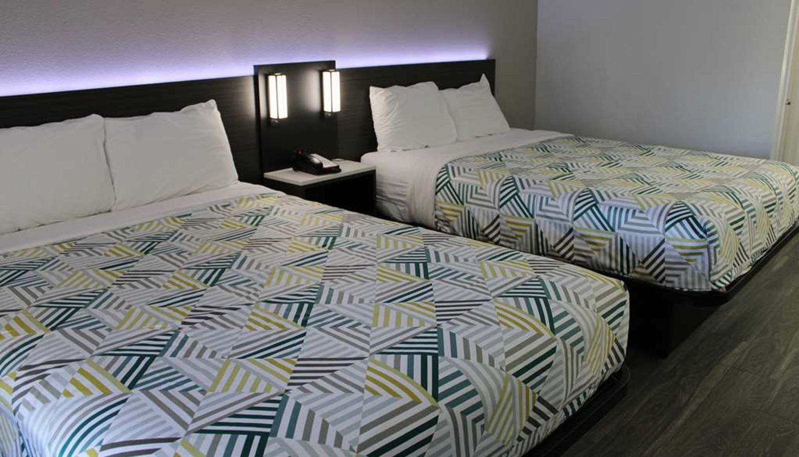 Room - River City Hotel