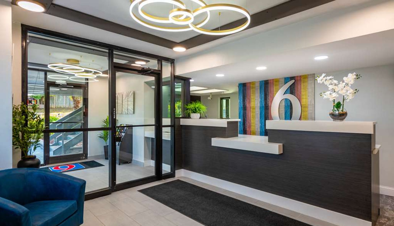 Hal - MOTEL 6 CHARLOTTE COLISEUM