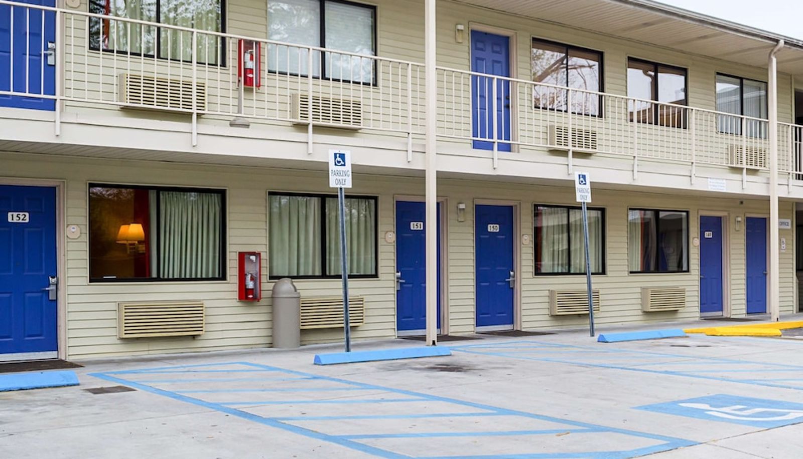 Info - West Ashley Inn