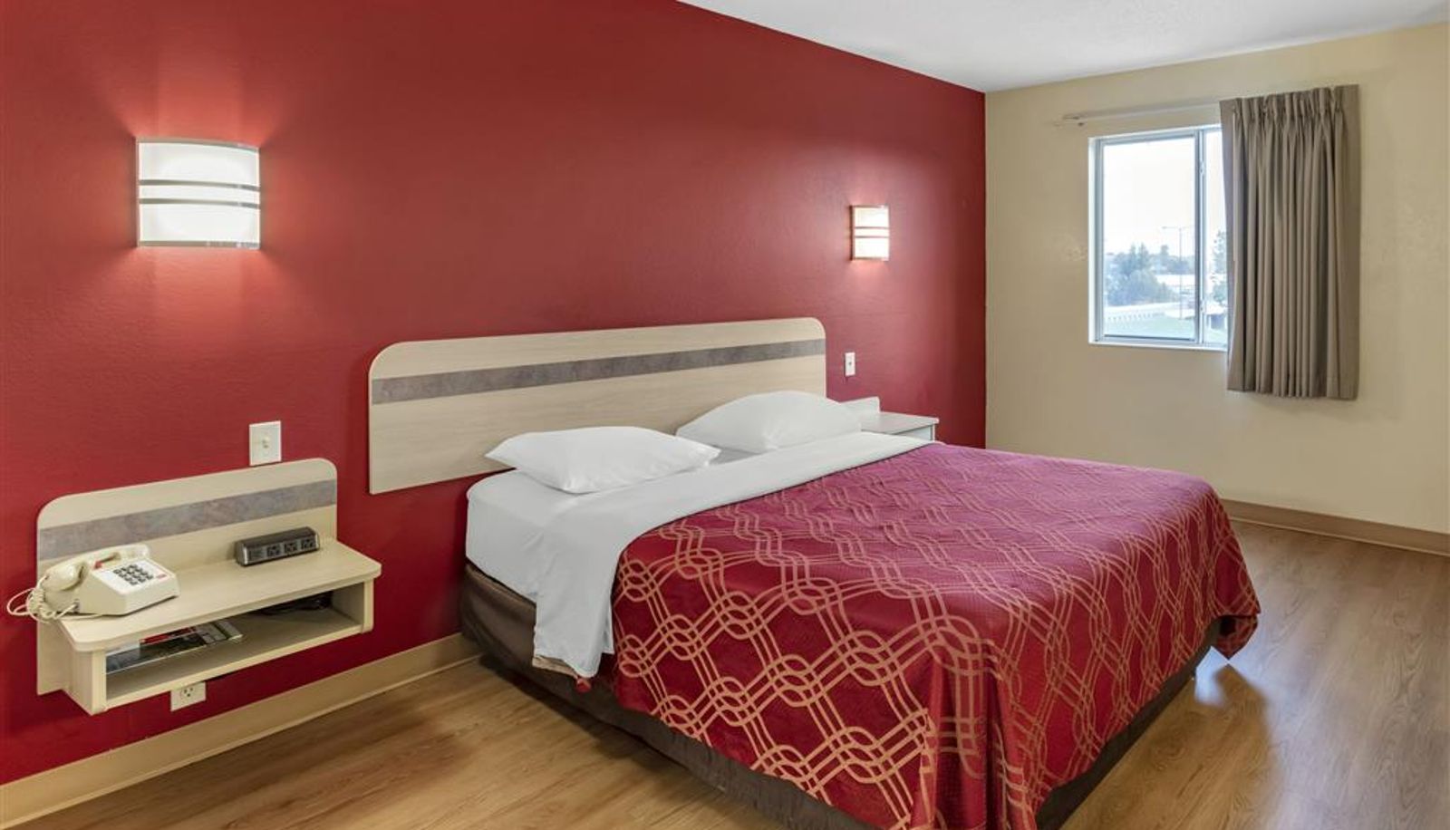 Zimmer - Econo Lodge Belle Fourche