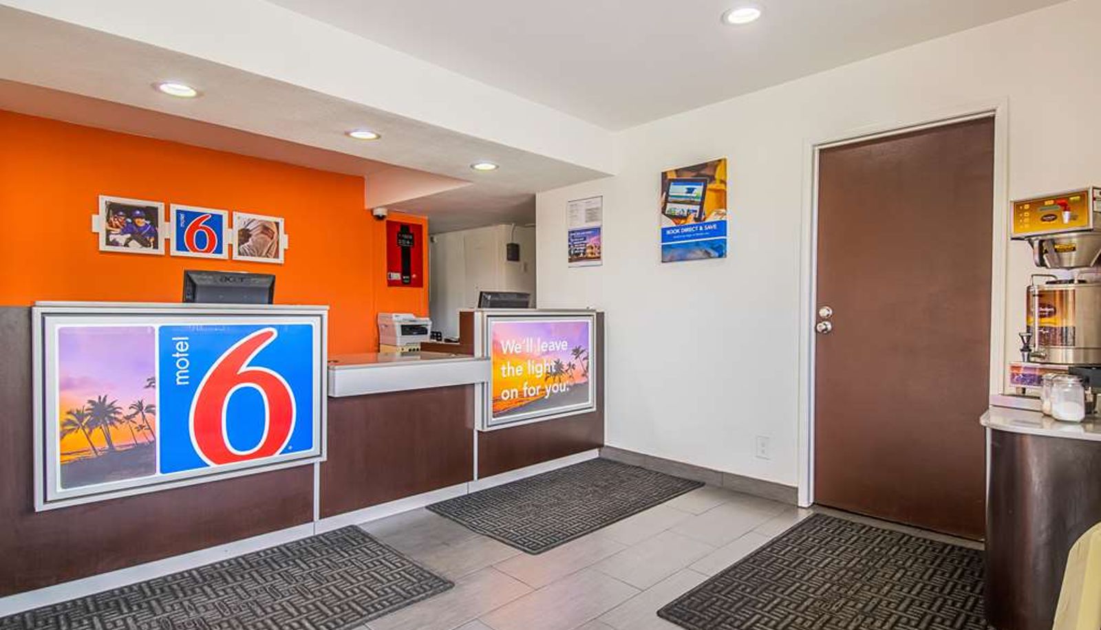 Lobby - Motel 6 Bakersfield Airport