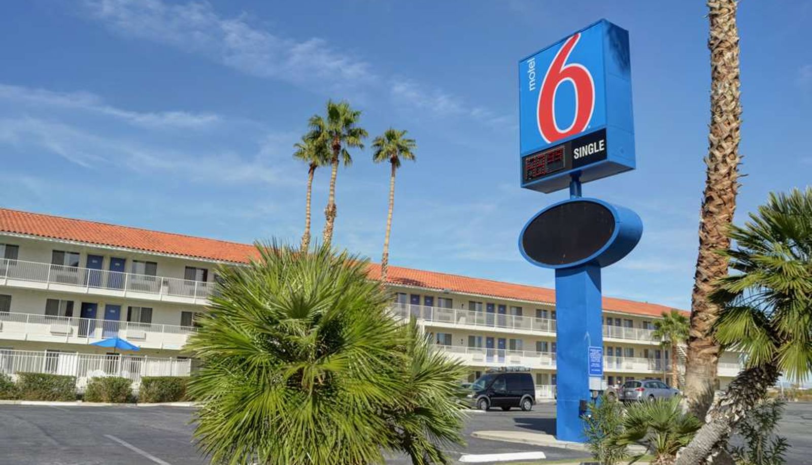 Widok na zewnątrz - Motel 6 Twentynine Palms