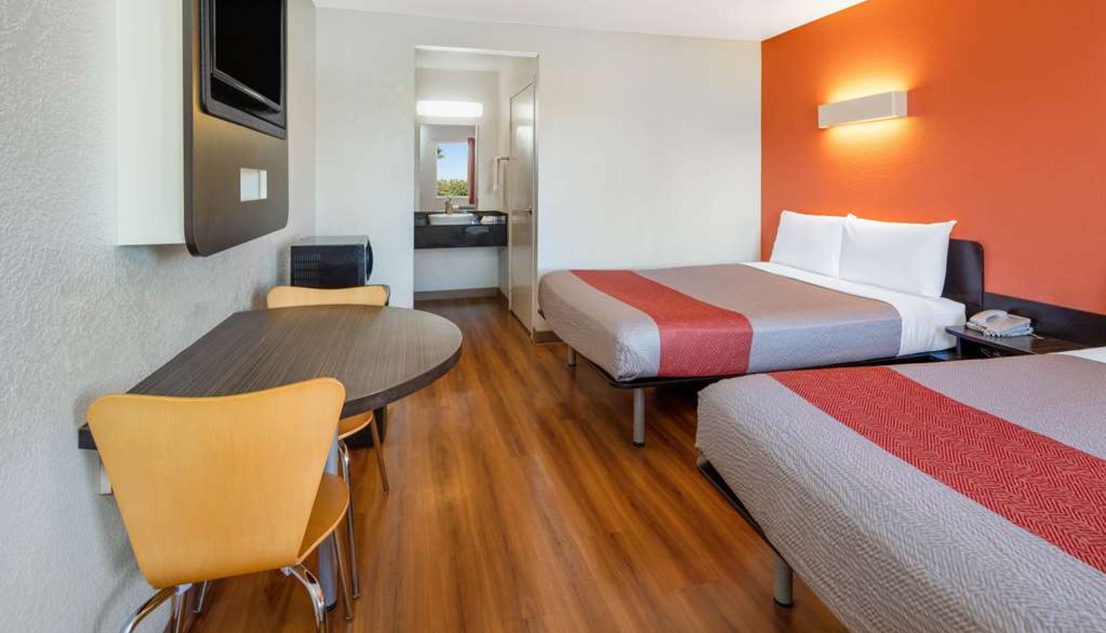 Zimmer - MOTEL 6 VENTURA SOUTH