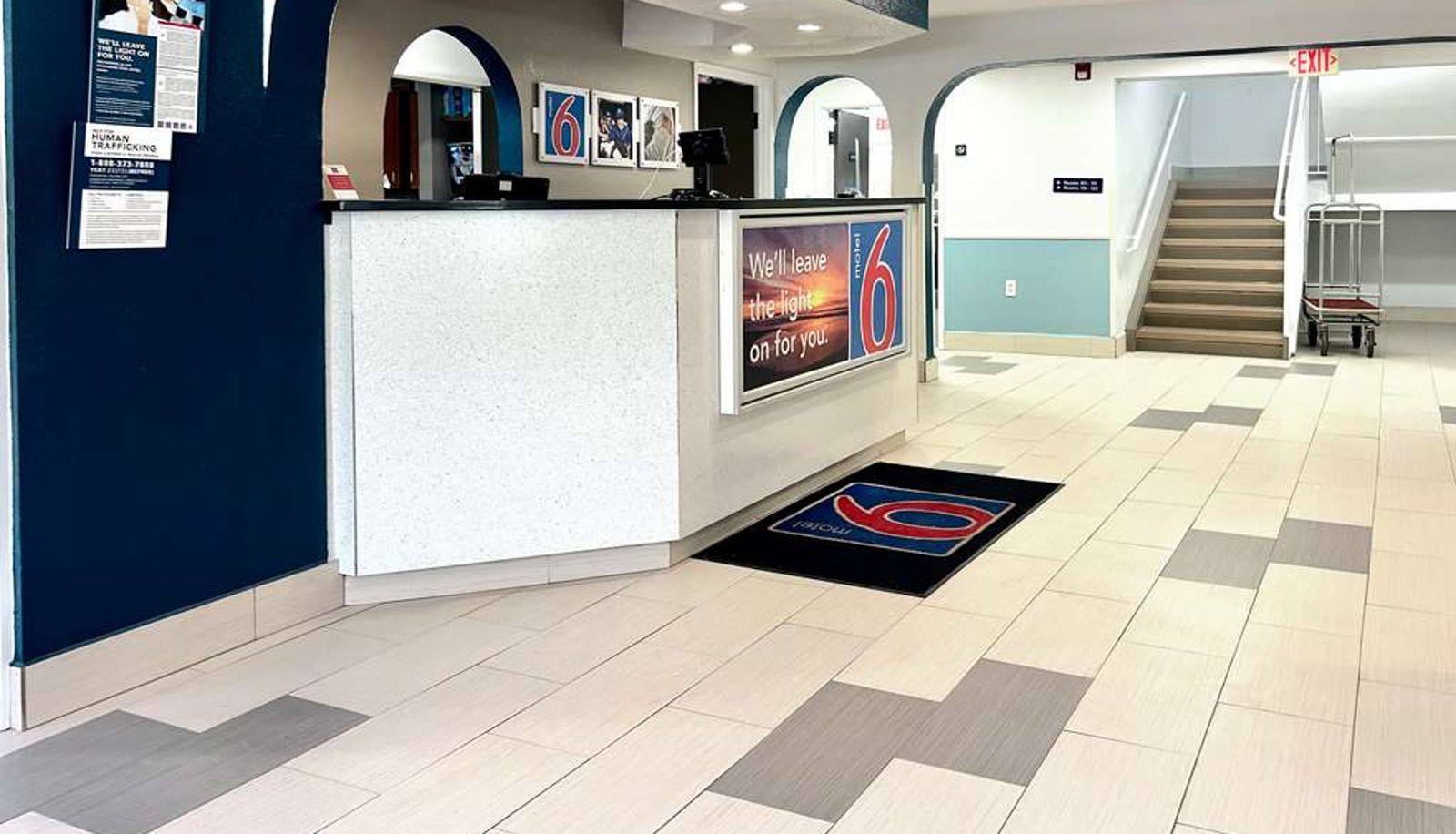 Hal - MOTEL 6 GREENVILLE - SIMPSONVILLE