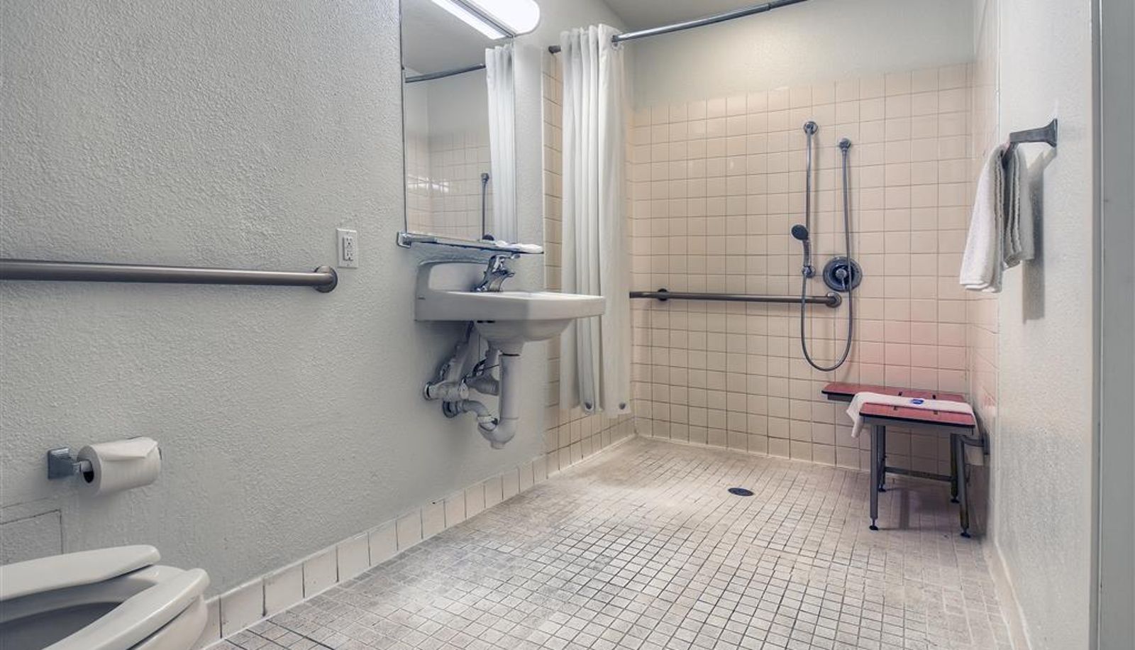 Room - Motel 6 Chino - Los Angeles Area
