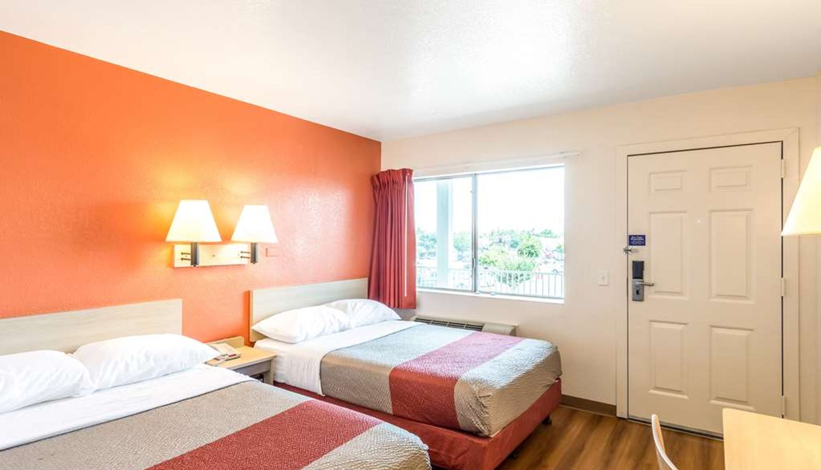 Zimmer - Motel 6 Redding Central