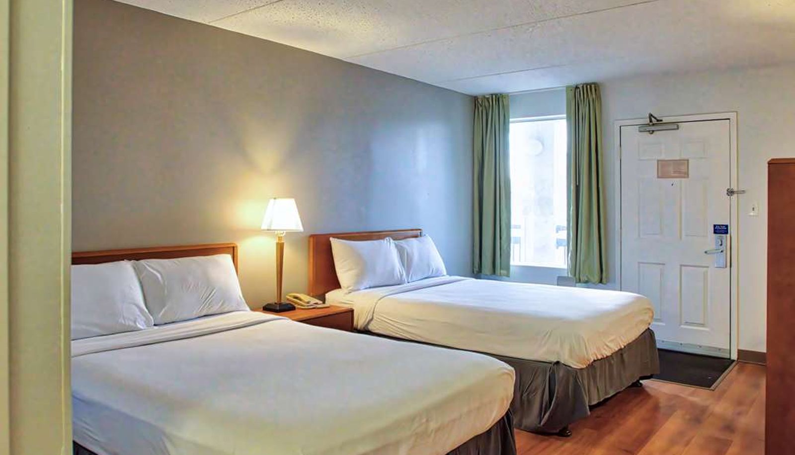 Camera - MOTEL 6 BUFFALO AIRPORT