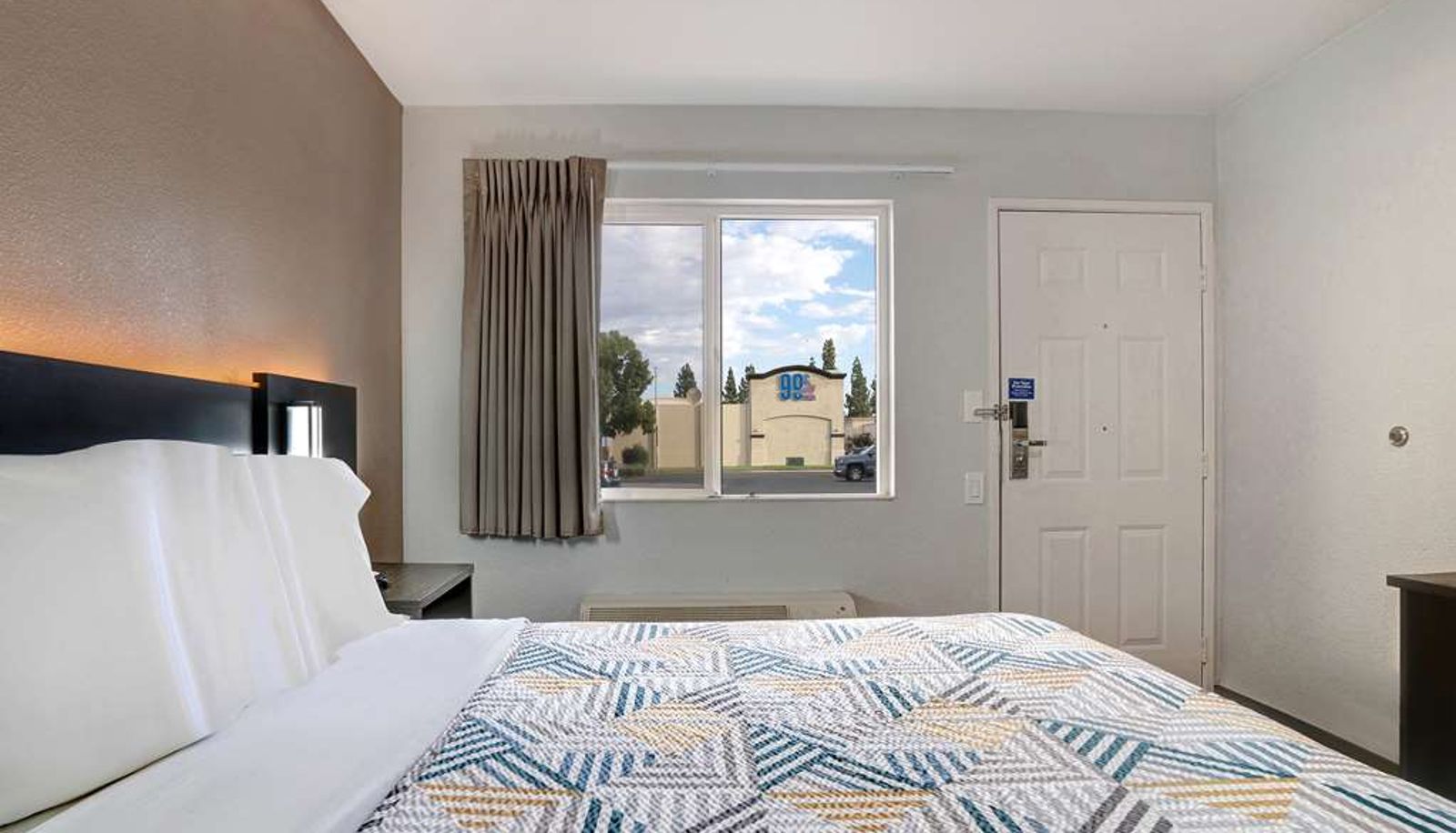 Camera - Motel 6 Sacramento-Rancho Cordova