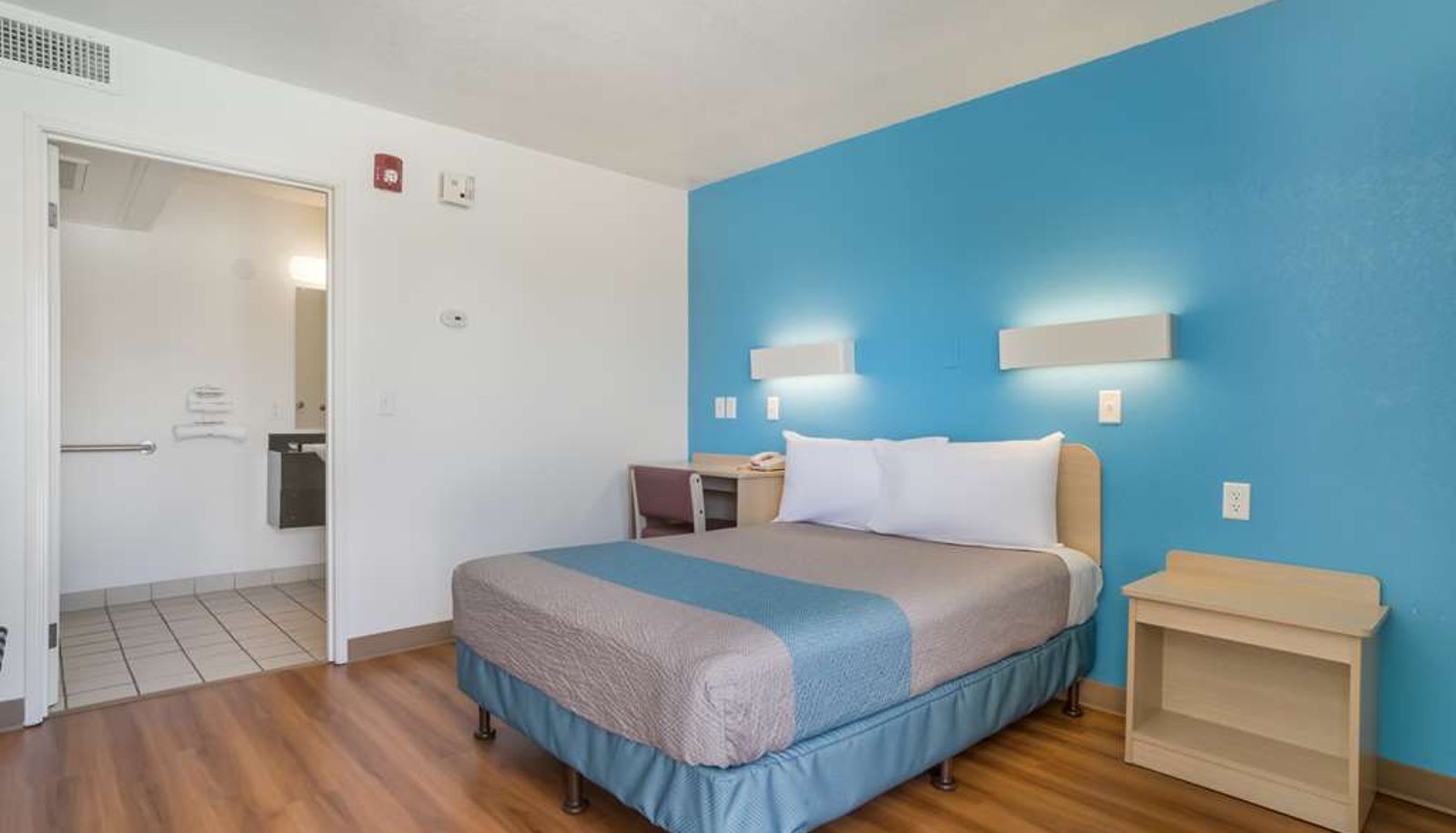 Room - Motel 6 Grand Junction