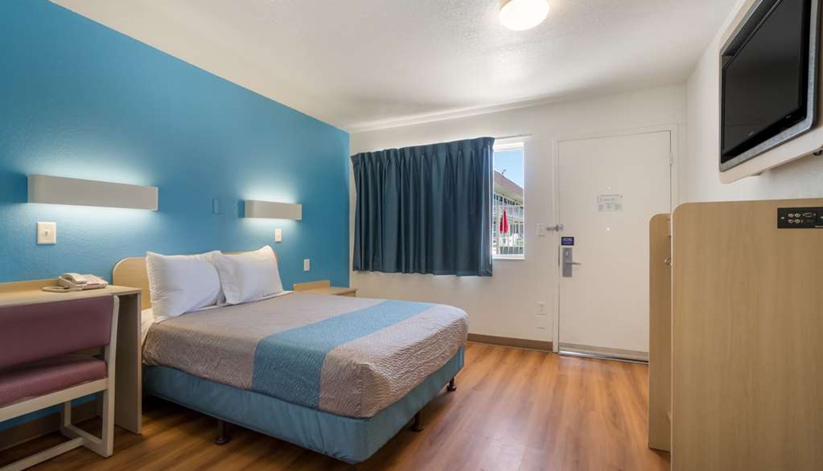 Room - Motel 6 Grand Junction