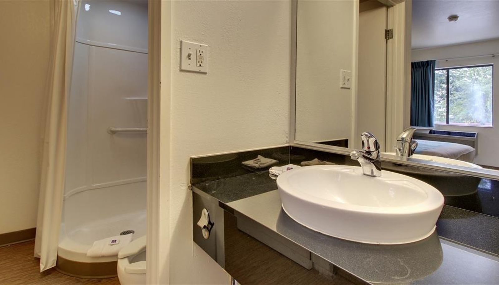 Standard room (double) - MOTEL 6 DES MOINES IA