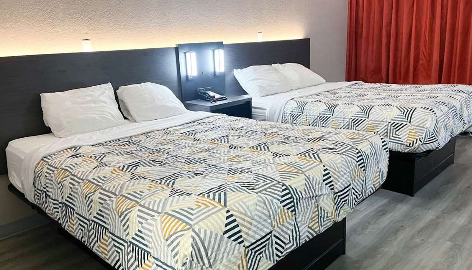 Quadruple room - MOTEL 6 BATON ROUGE SOUTHEAST