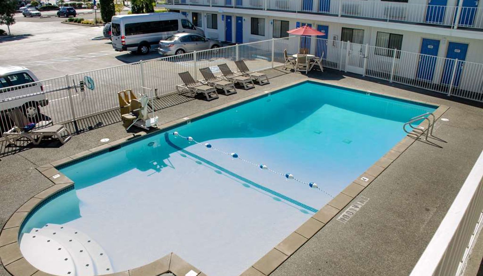 Pool - MOTEL 6 TACOMA - FIFE