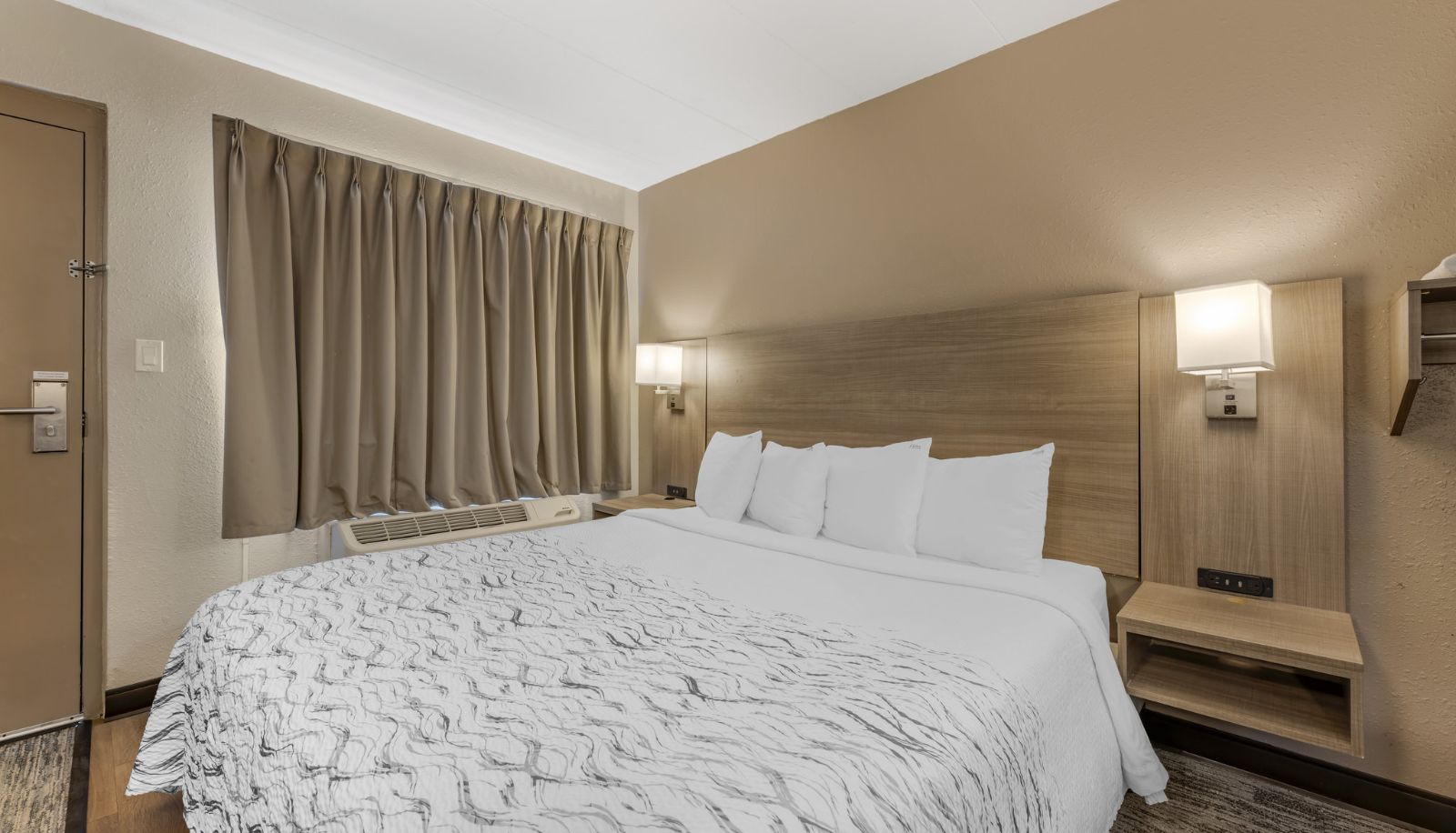 Zimmer - Red Roof Inn Bourbonnais