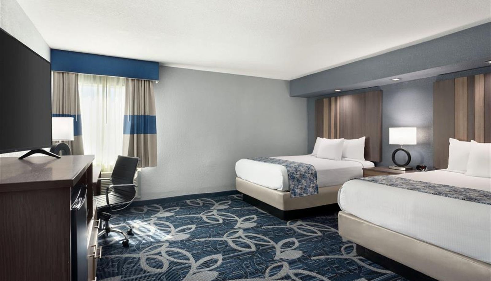 Zimmer - Quality Inn Shawnee North I-40