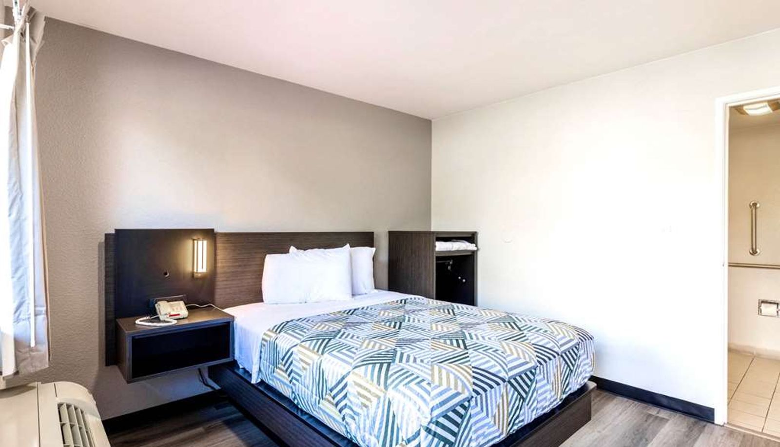 Camera - Motel 6 Carlsbad East CA