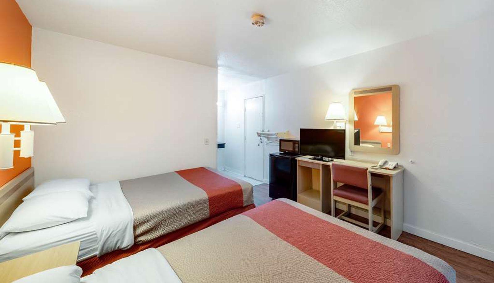 Room - MOTEL 6 GREENVILLE TX