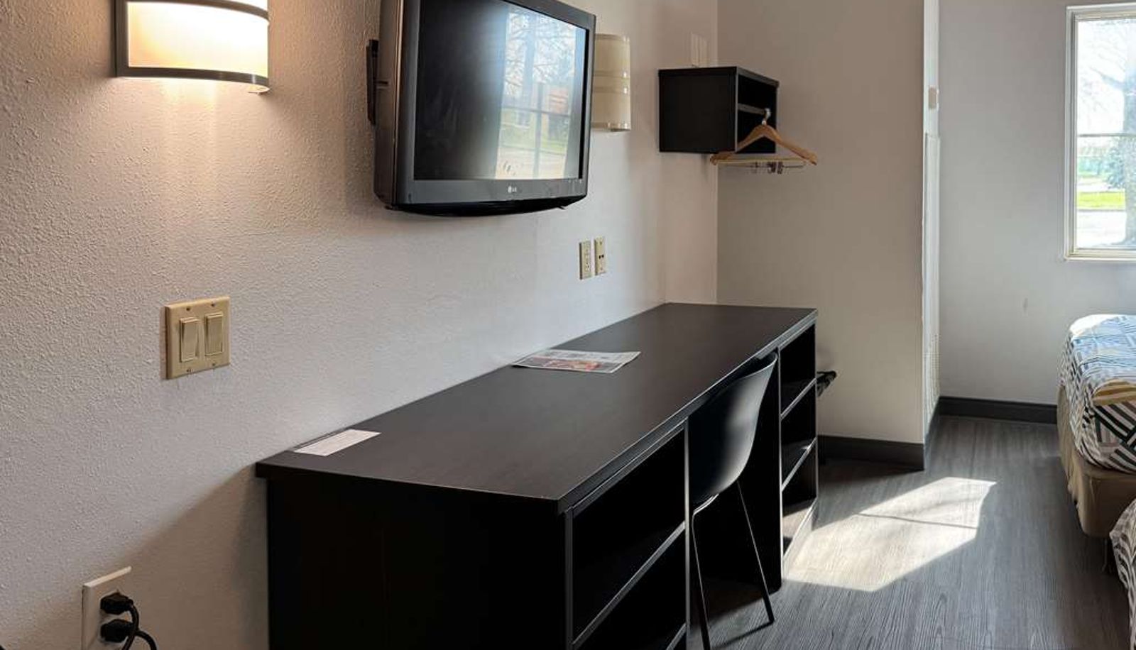 Camera - MOTEL 6 CHICAGO JOLIET  I-55