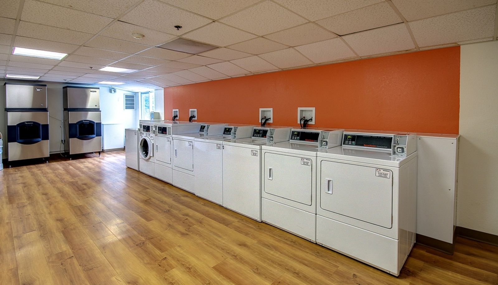 Vista interior - MOTEL 6 PHILADELPHIA - KING OF PRUSSIA