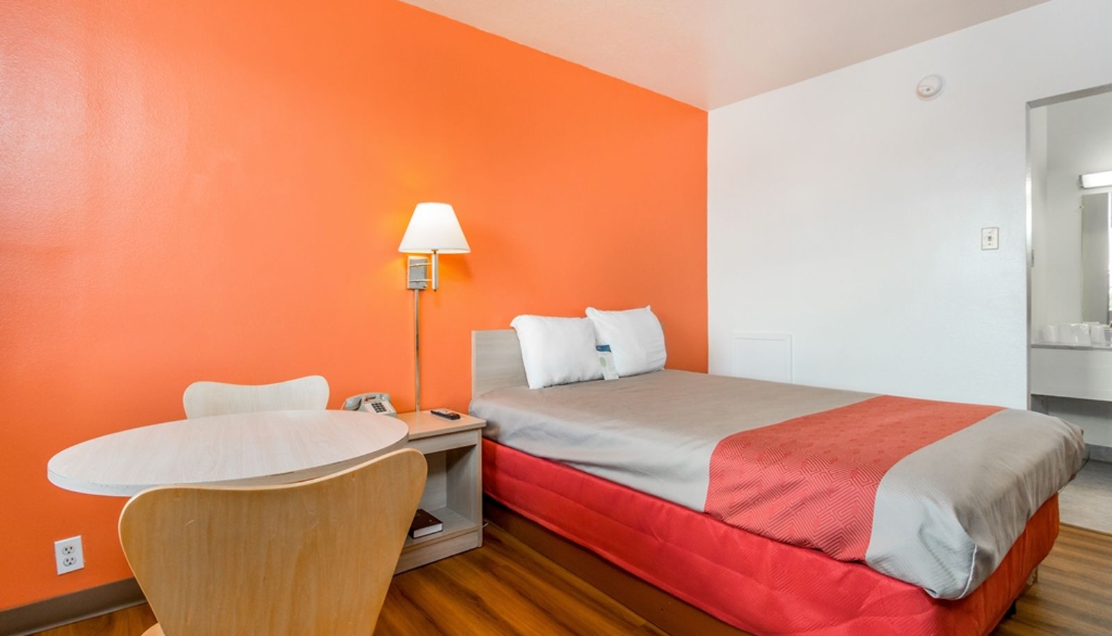 Room - MOTEL 6 VAN HORN