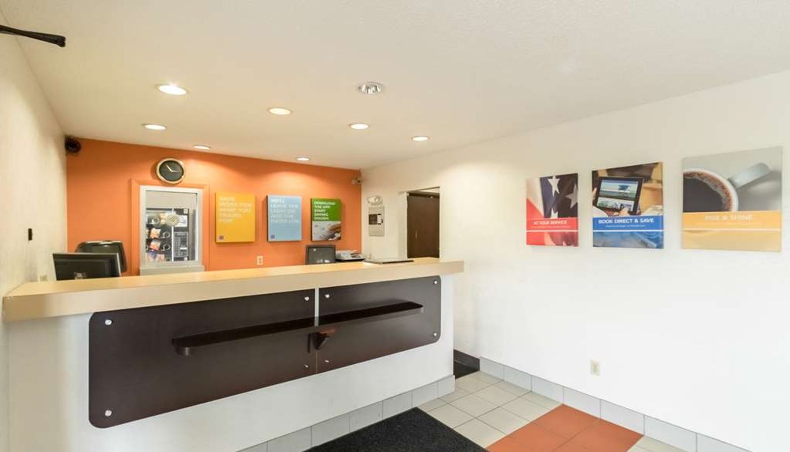 Salón - MOTEL 6 CRAWFORDSVILLE