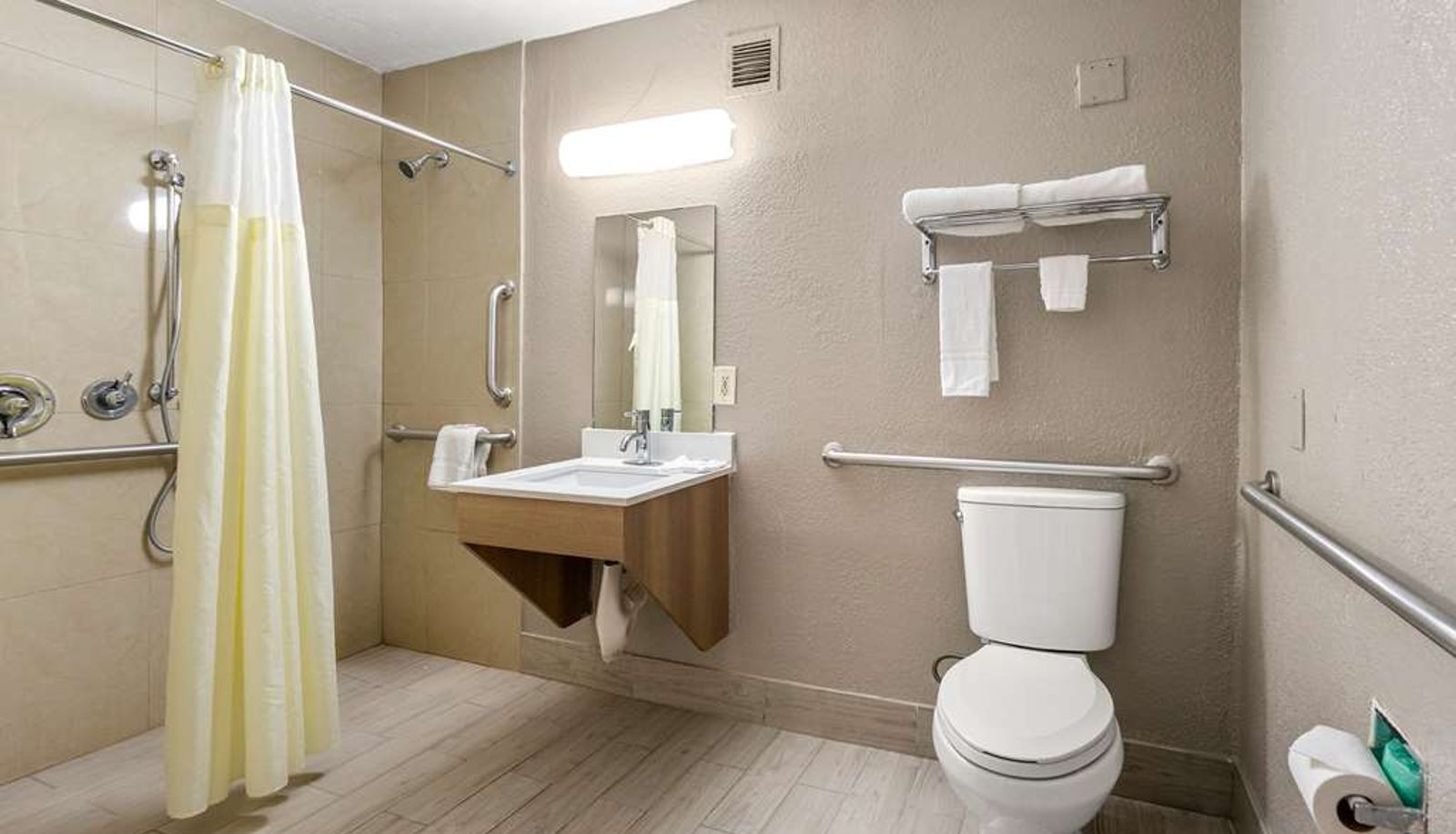 Room - Motel 6 Decatur GA
