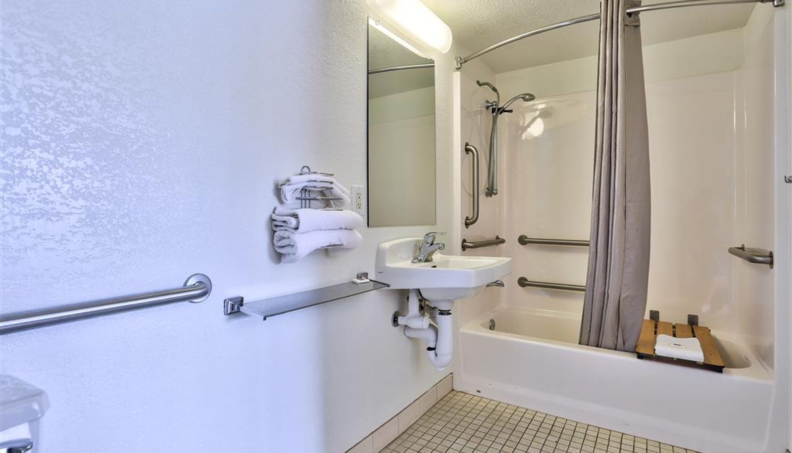Camera - Motel 6 Flagstaff W Woodland Villag
