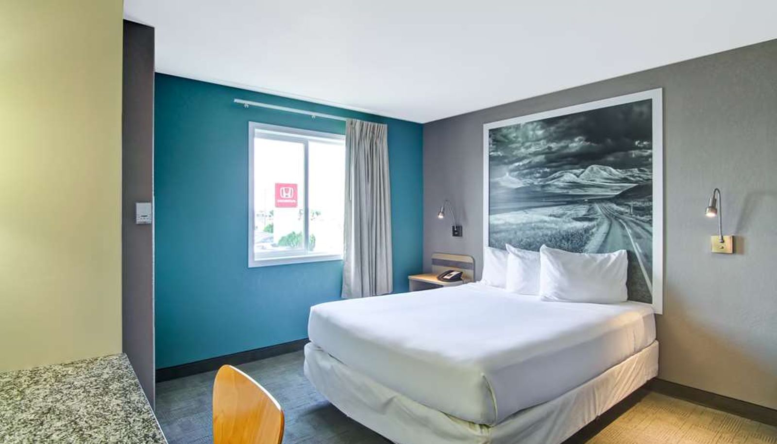 Room - PRAIRIE CREST MEDICINE HAT by IHG