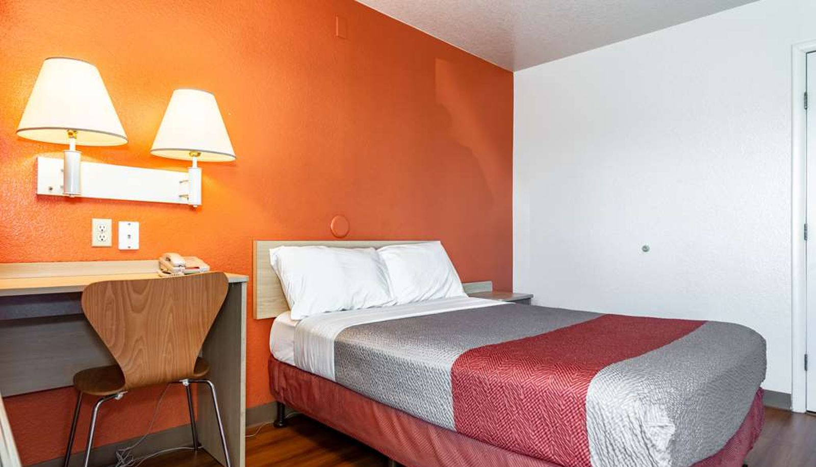 Zimmer - Motel 6 Palm Springs East-East Palm