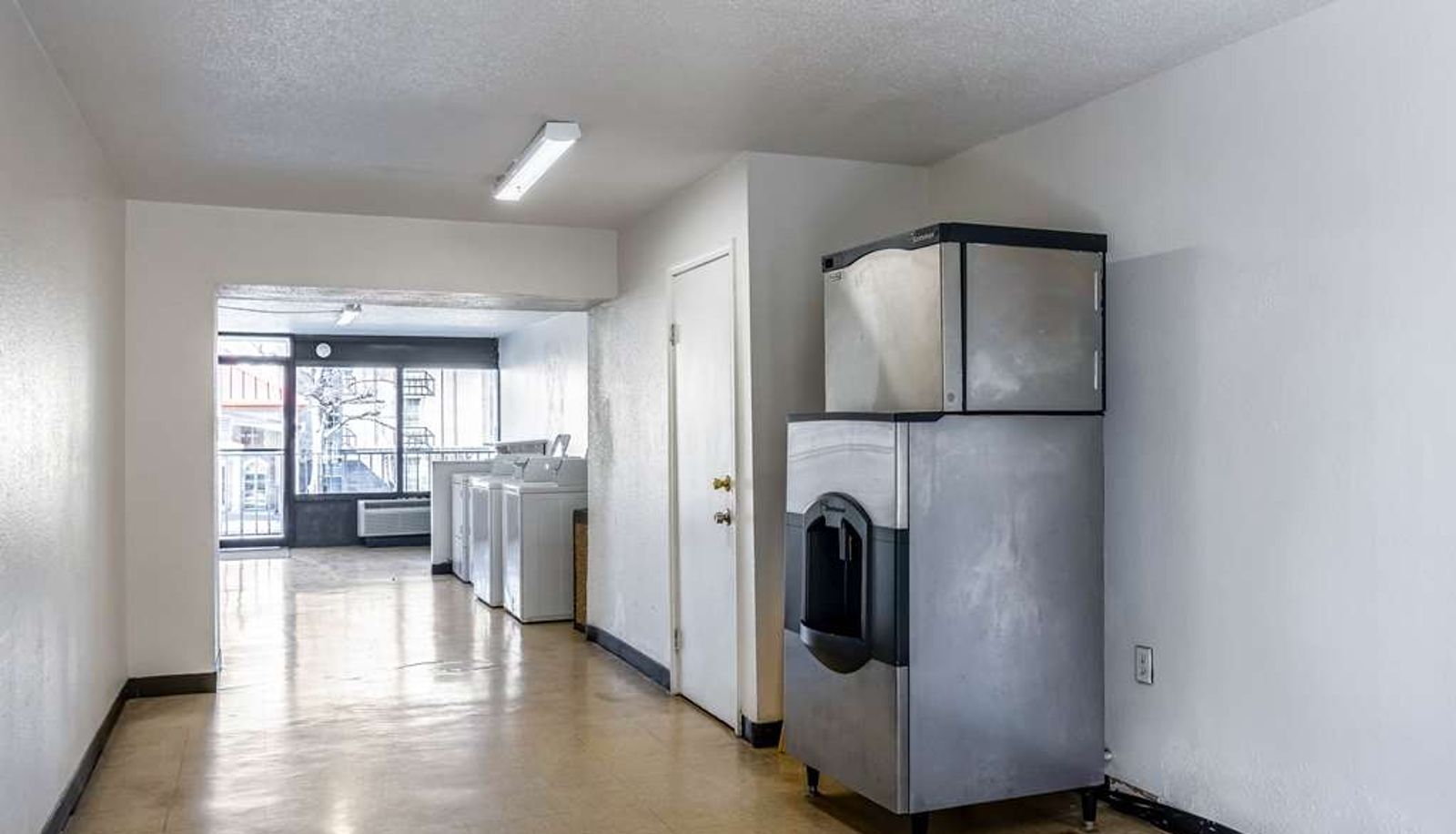Interior view - MOTEL 6 LITTLE ROCK WEST