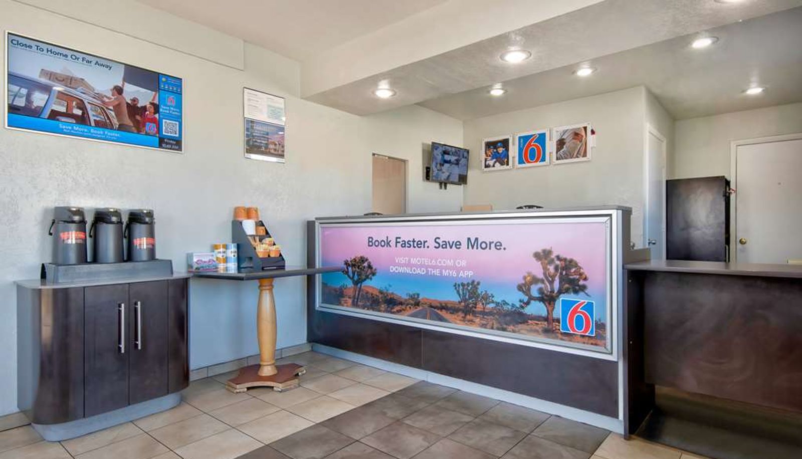 Hall - MOTEL 6 ALBUQUERQUE CARLISLE