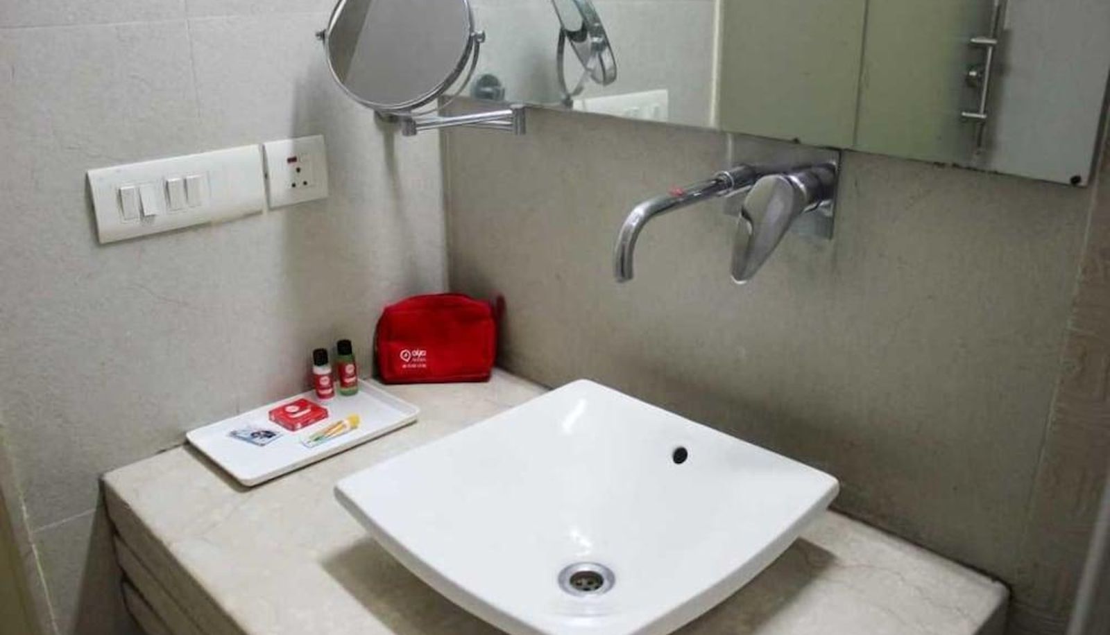 Apartment - OYO 557 Hotel Lavish Inn