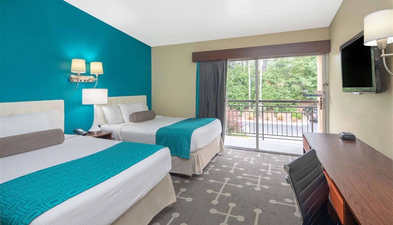 Zimmer - Howard Johnson by Wyndham Athens