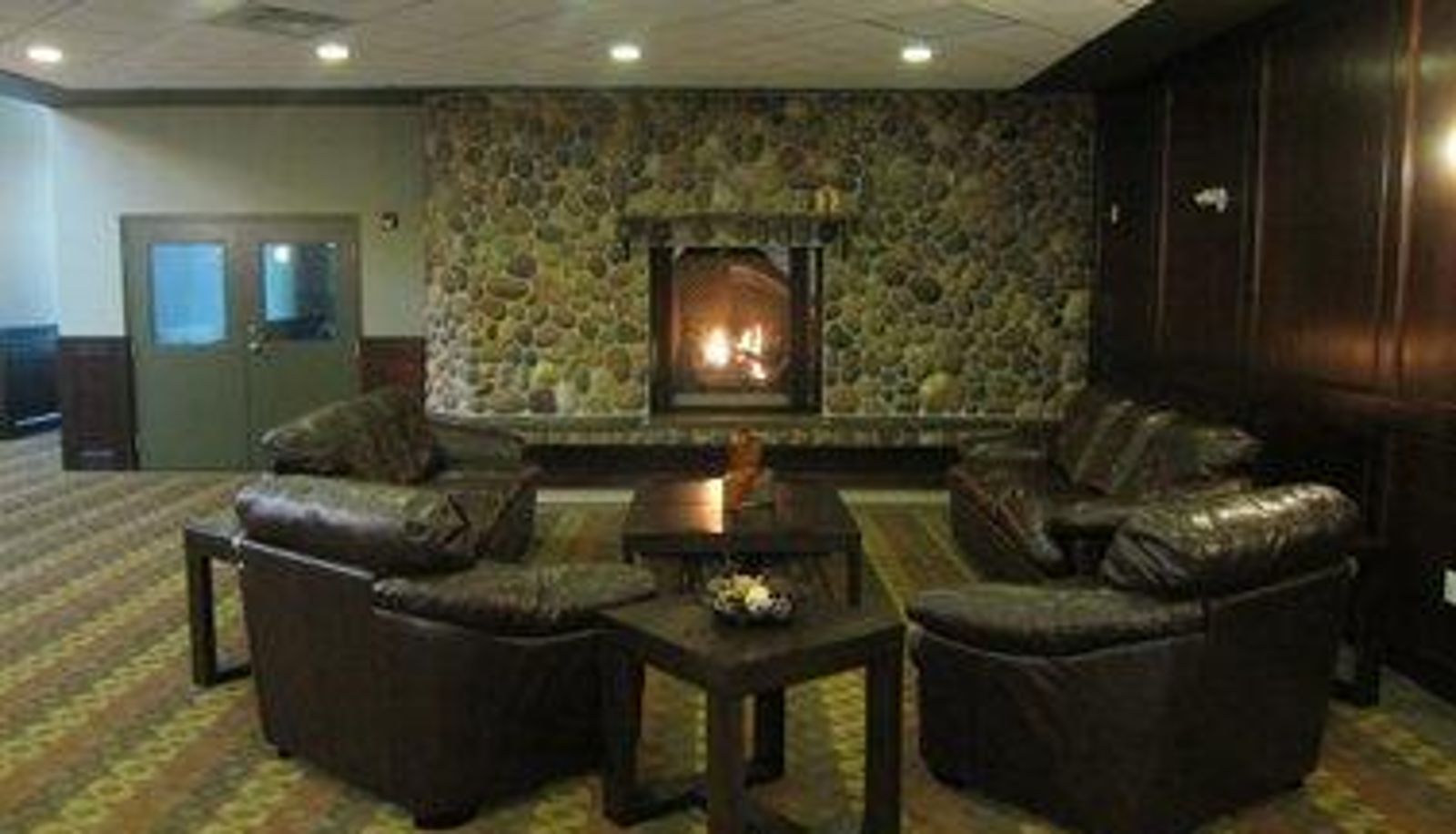 Hall - CHATEAU NOVA HOTEL